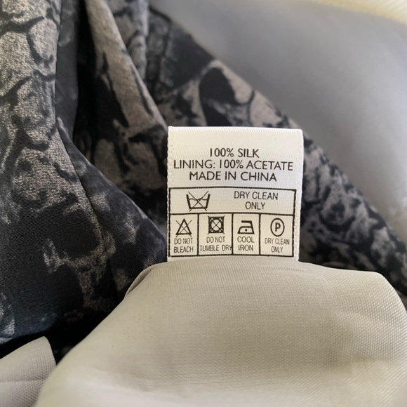 Richards 100% silk maxi party prom dress black & gray snake animal print US 12 - Picture 12 of 16